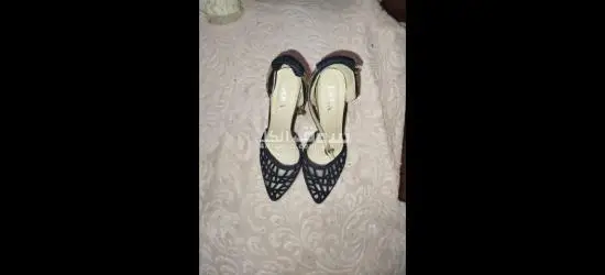 أحذية نسائية مستعمله لكن جديده - 16